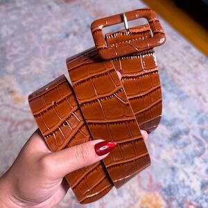 Faux crocodile leather chunky brown belt